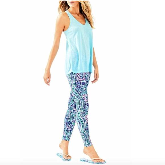 Lilly Pulitzer LUXLETIC Weekender The Swim Engineered Legging UPF 50+ Size XS - Picture 3 of 8